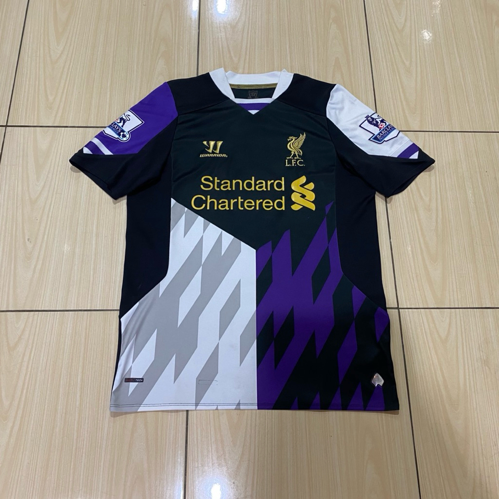 Jersey Liverpool Third 2013-2014 BPL Gerrard Original