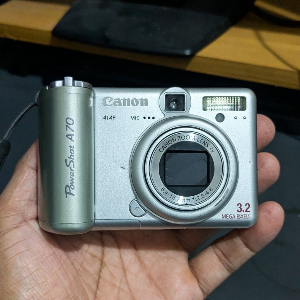Kamera digital Canon powershot a70 Second minus