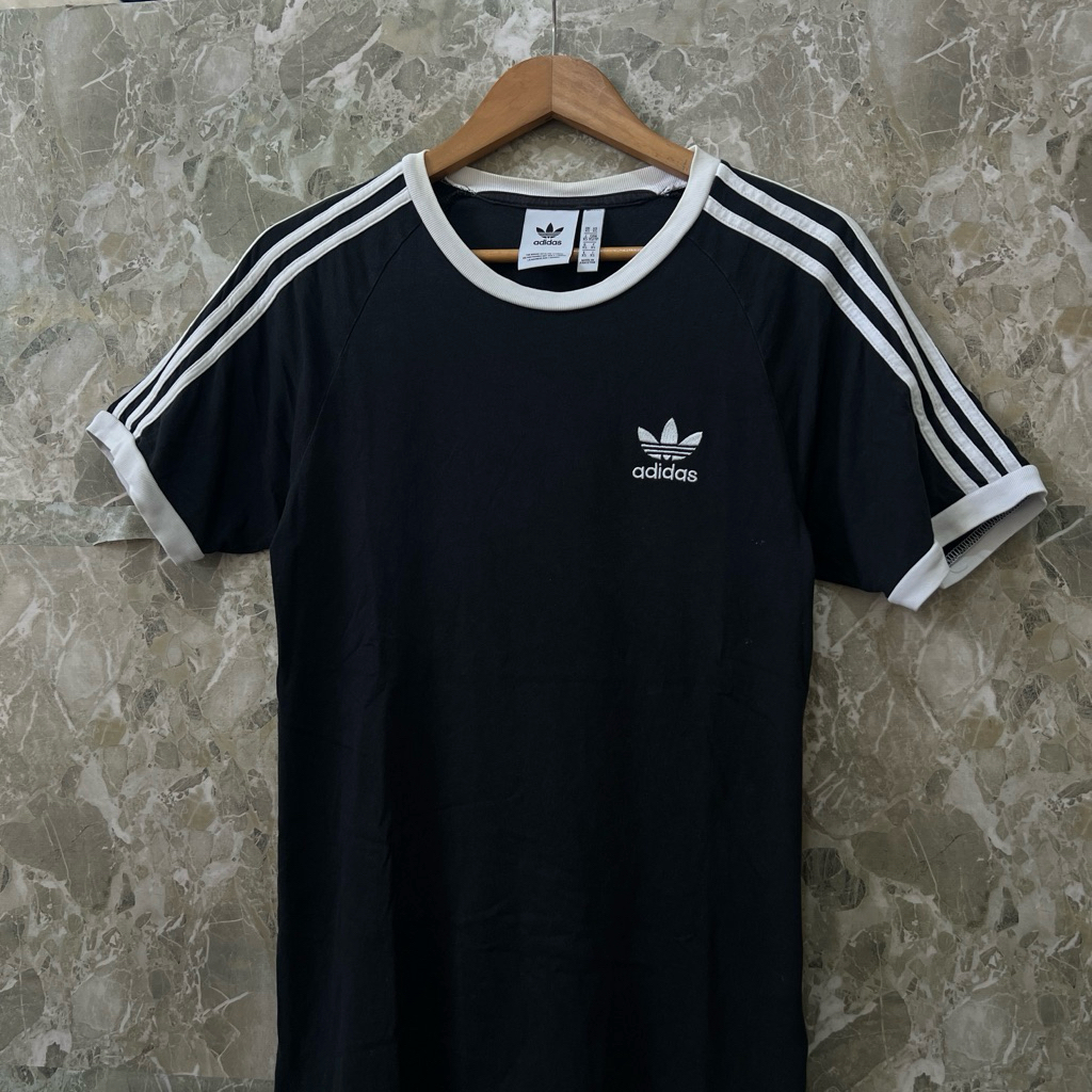 Adidas Ringer tee Shirt