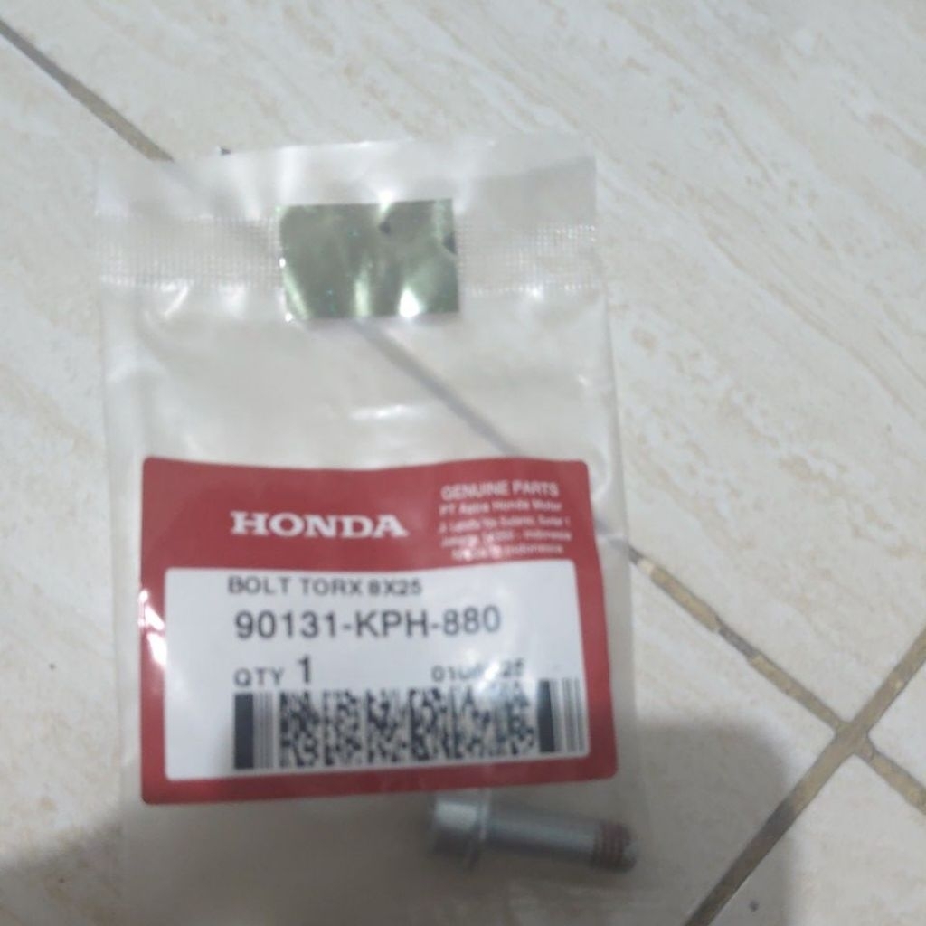 Bolt Torx 8x25/Baut 90131-kph-880