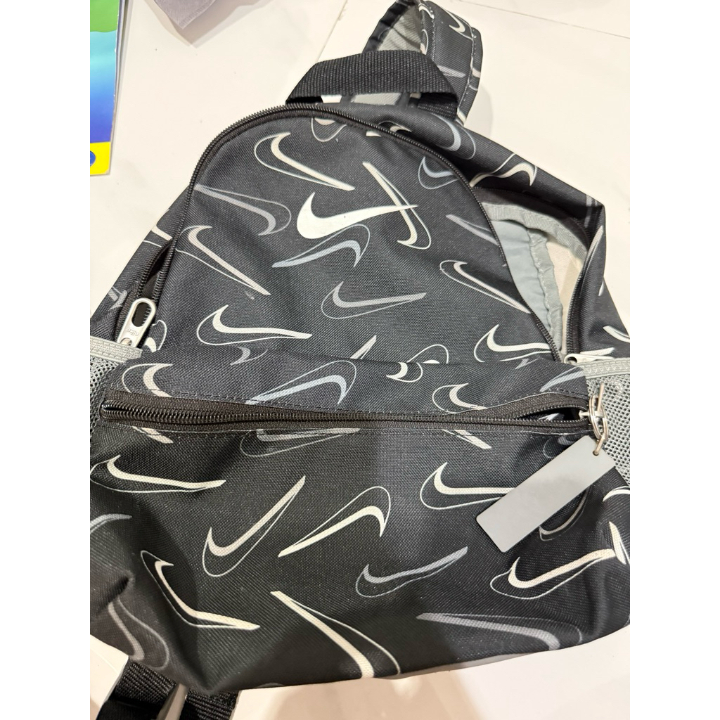 tas anak nike