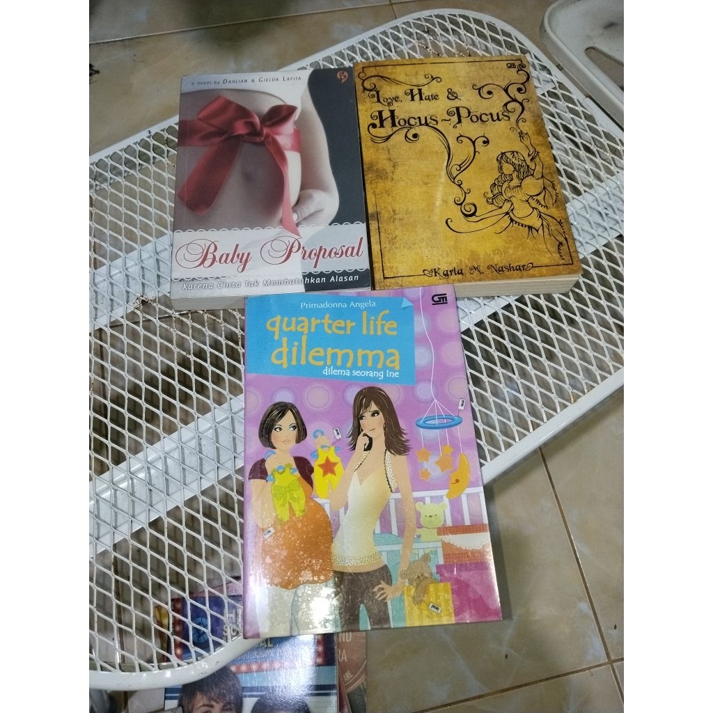paket novel isi 3 hate hocus pocus