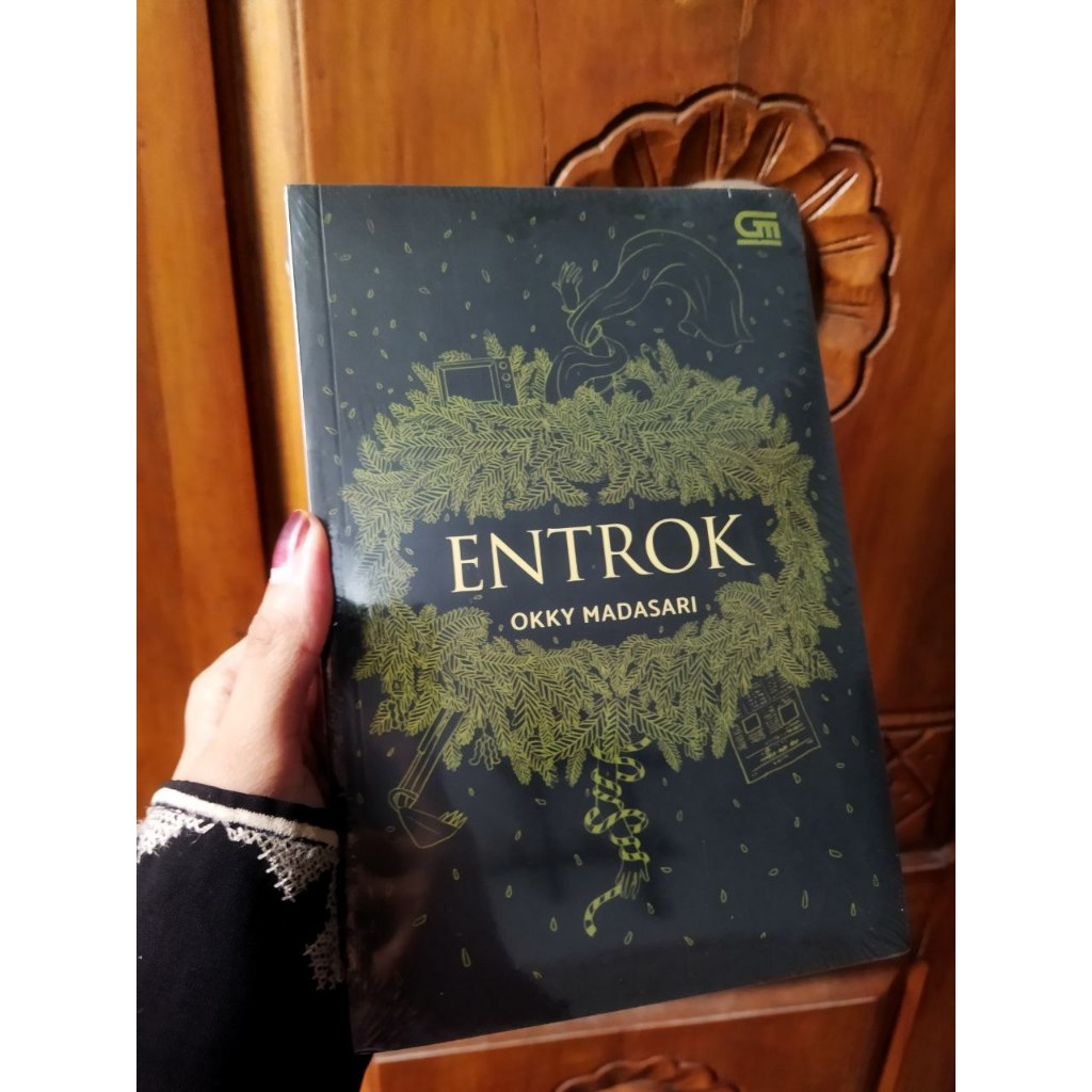 Buku Entrok - Kisah Perjuangan Perempuan di Tengah Represi