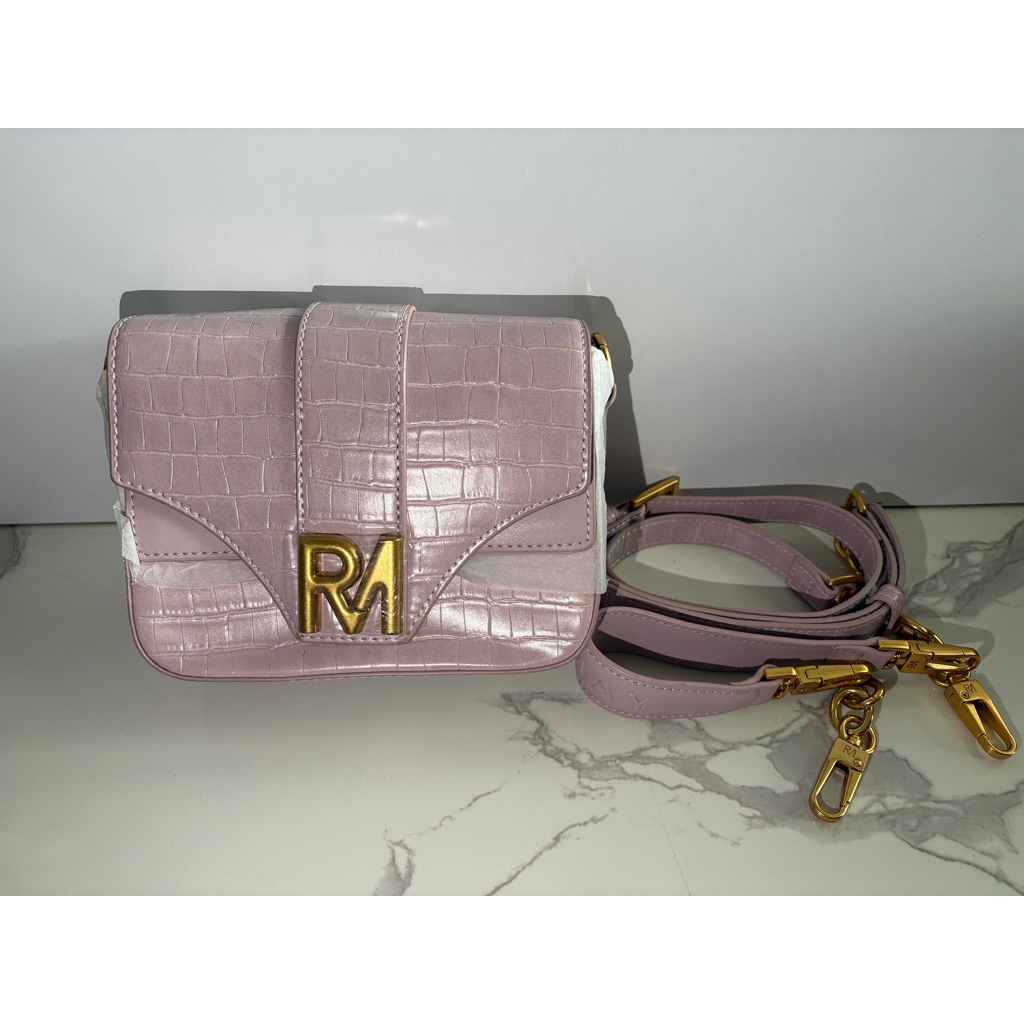 Tas Robin May