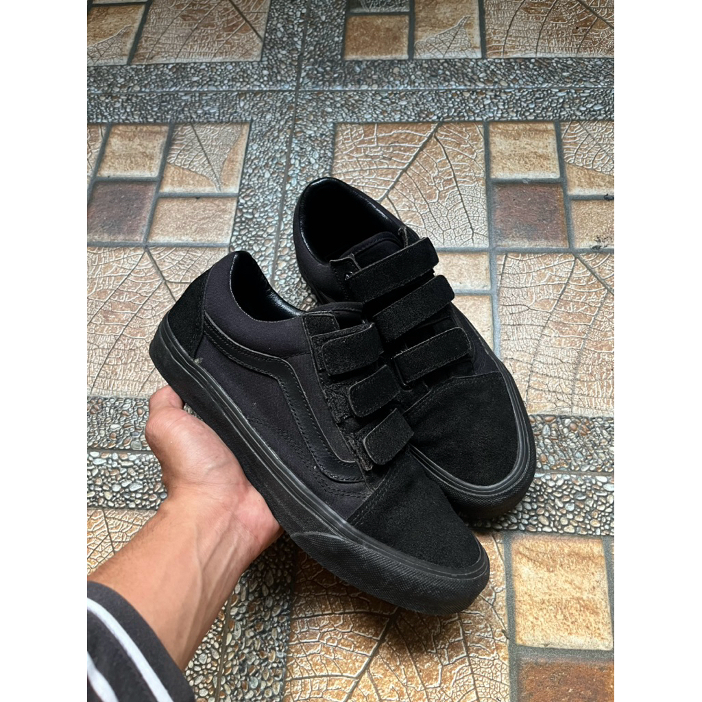 vans velcro full black size 43