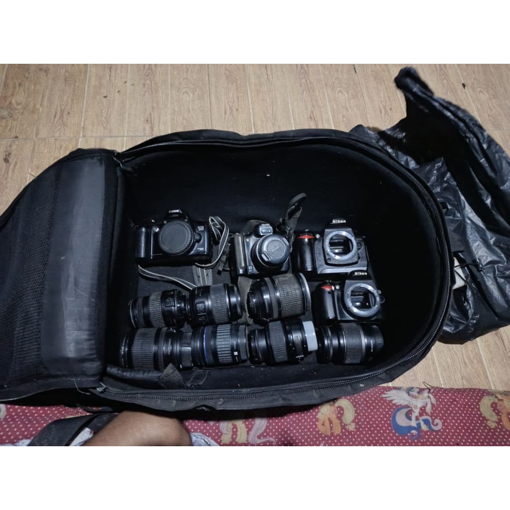 lensa nikon