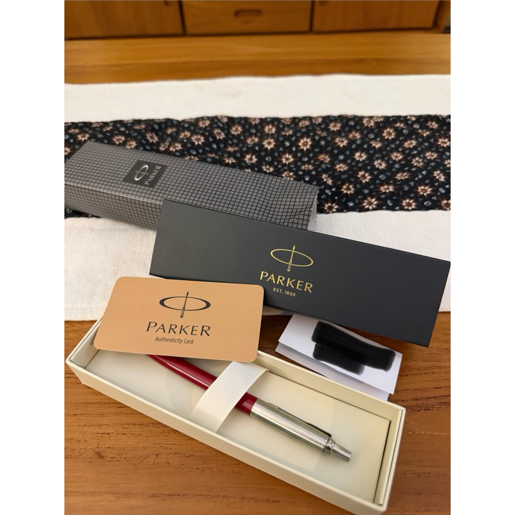 New Pena Parker Jotter Original