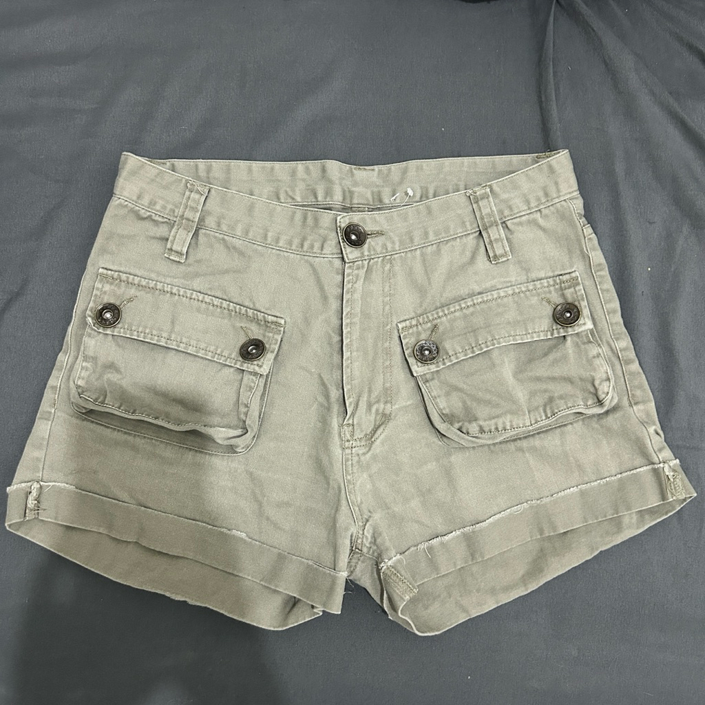 shortpants cargo army green