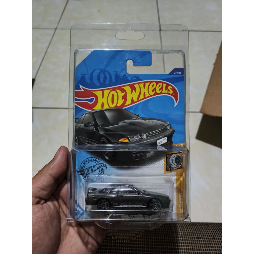 Hotwheels Nissan skyline (BNR32)