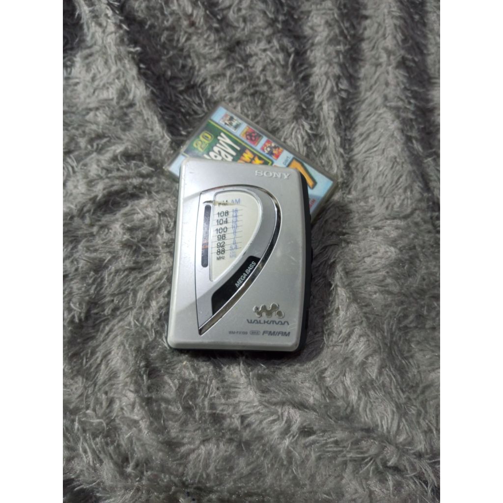Walkman Sony WM-FX199