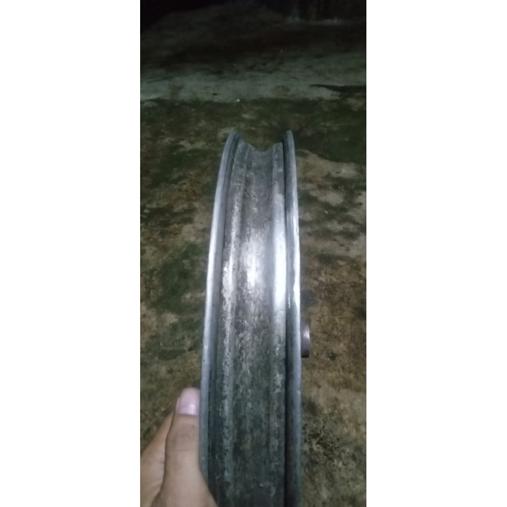 velg satria dua tak hiu lumba