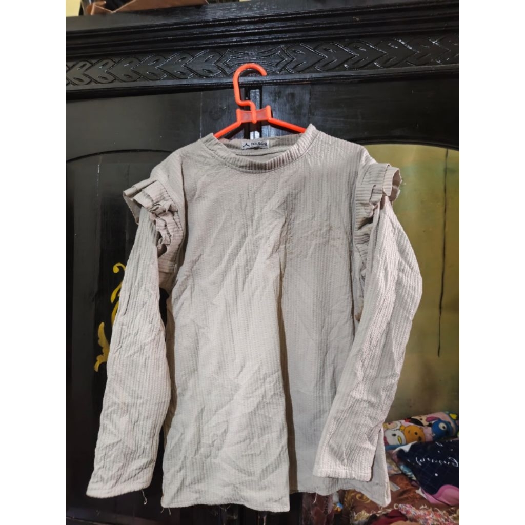 preloved blouse ivory