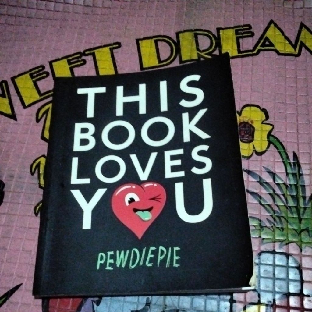 THIS BOOK LOVES YOU