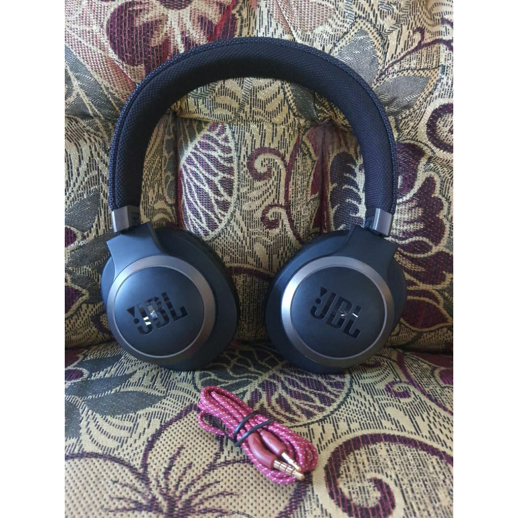 JBL LIVE 650BTNC Original '' second ''