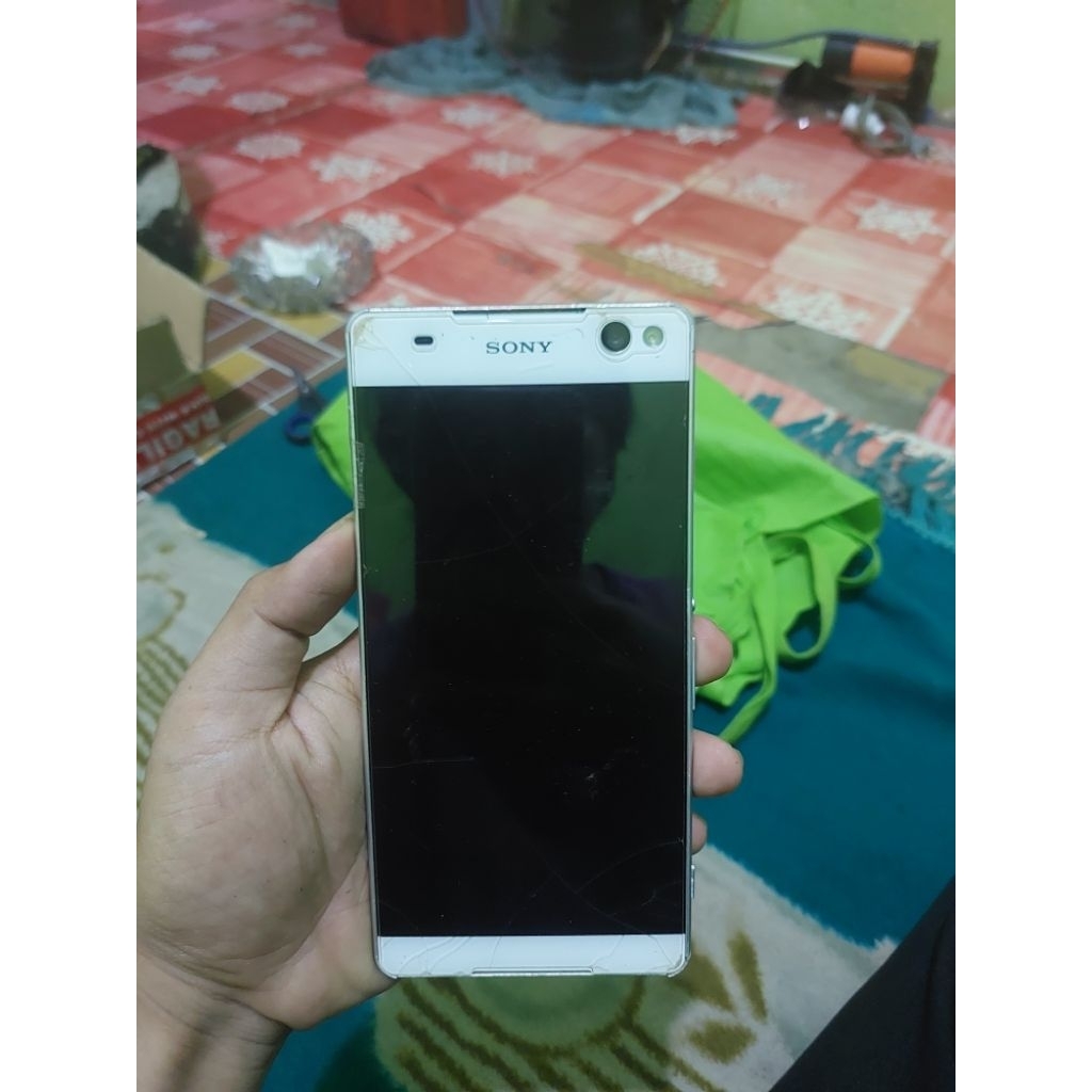 Sony Experia C5 Ultra { MINUS }