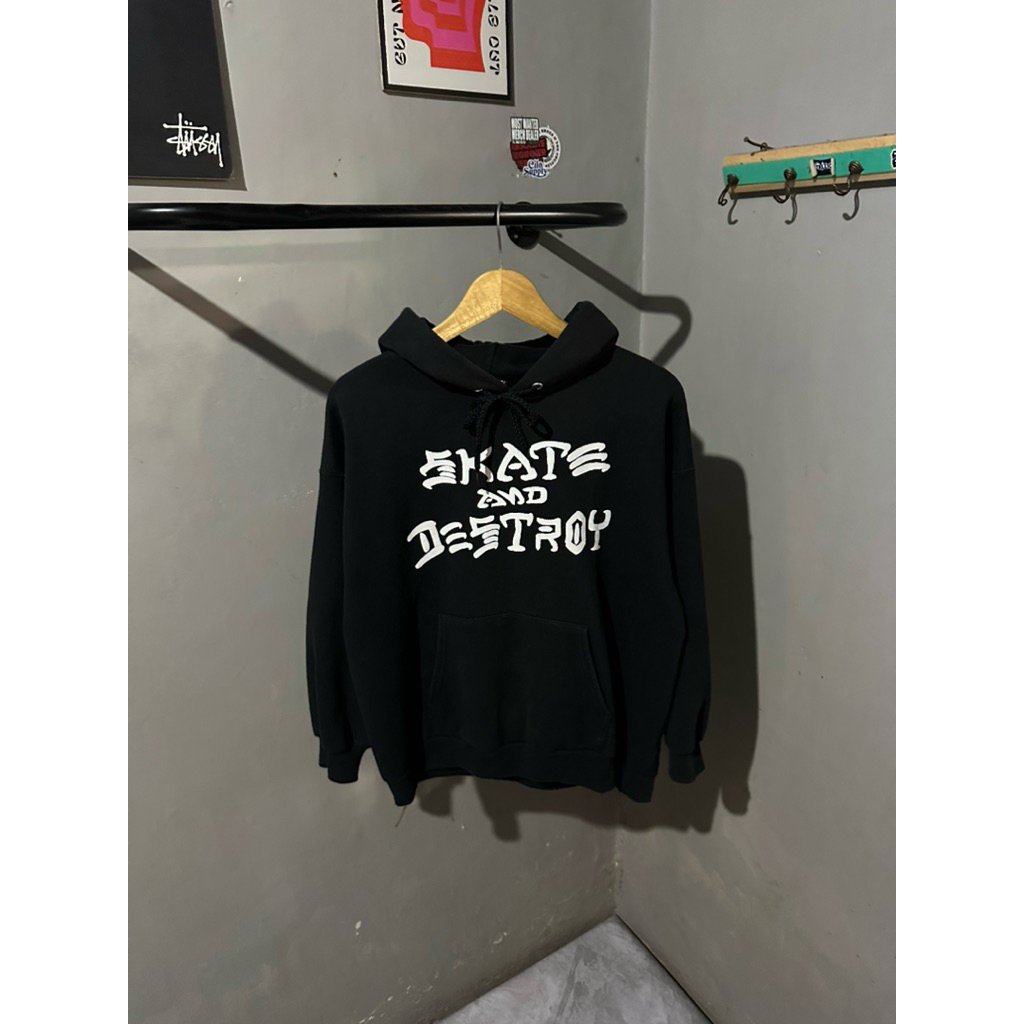 THRASHER SKATE AND DESTROY