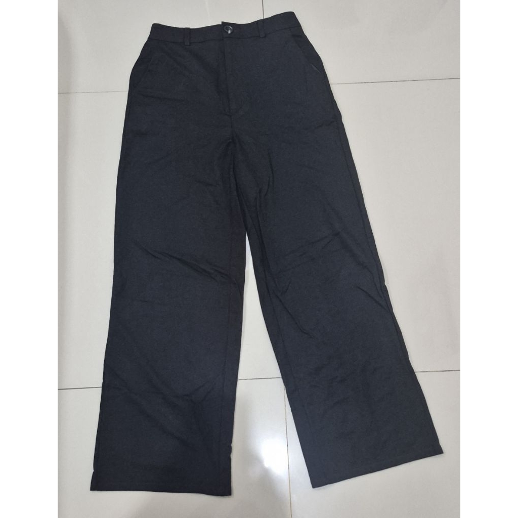 Celana Kulot GU Hitam