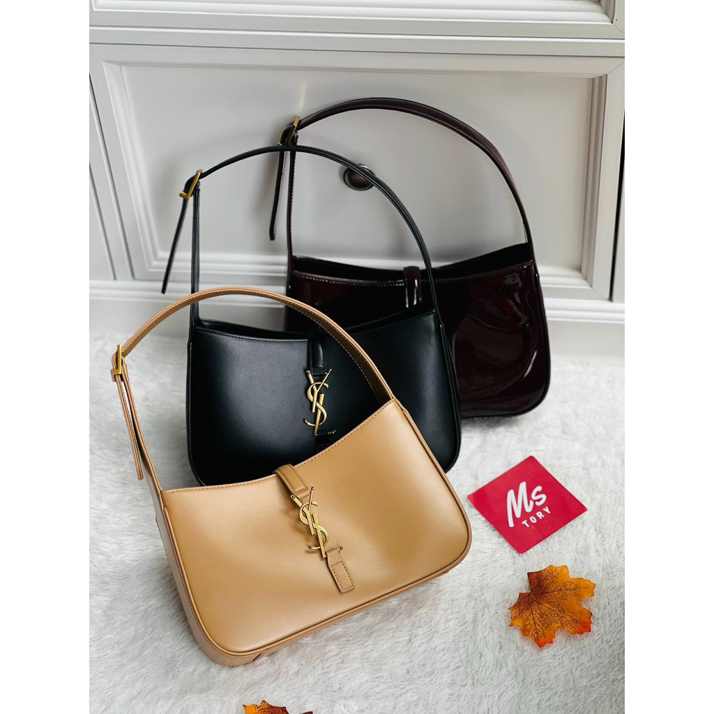 Le 5 A 7 HOBO SHOULDERBAG