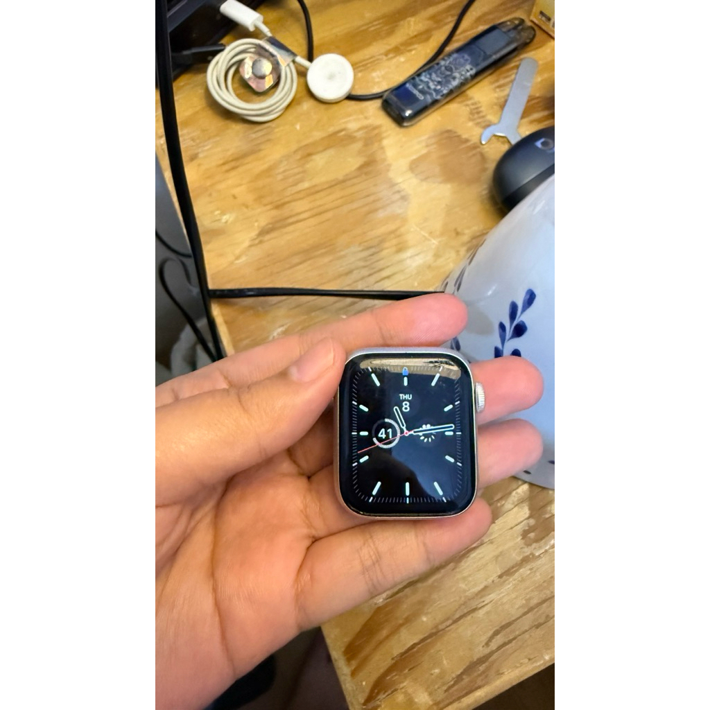 iWatch SE 40 Second