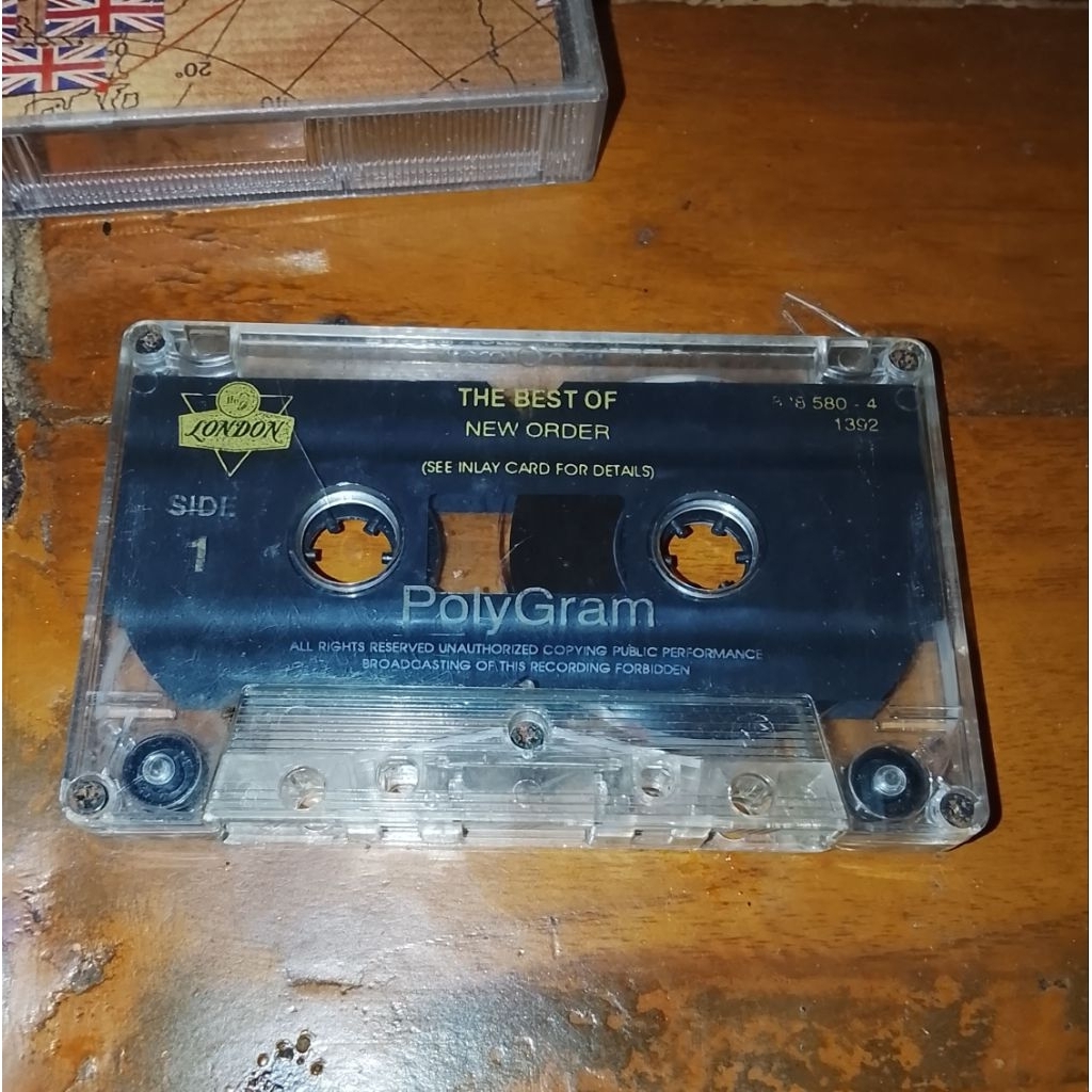 Kaset pita Tanpa cover New Order