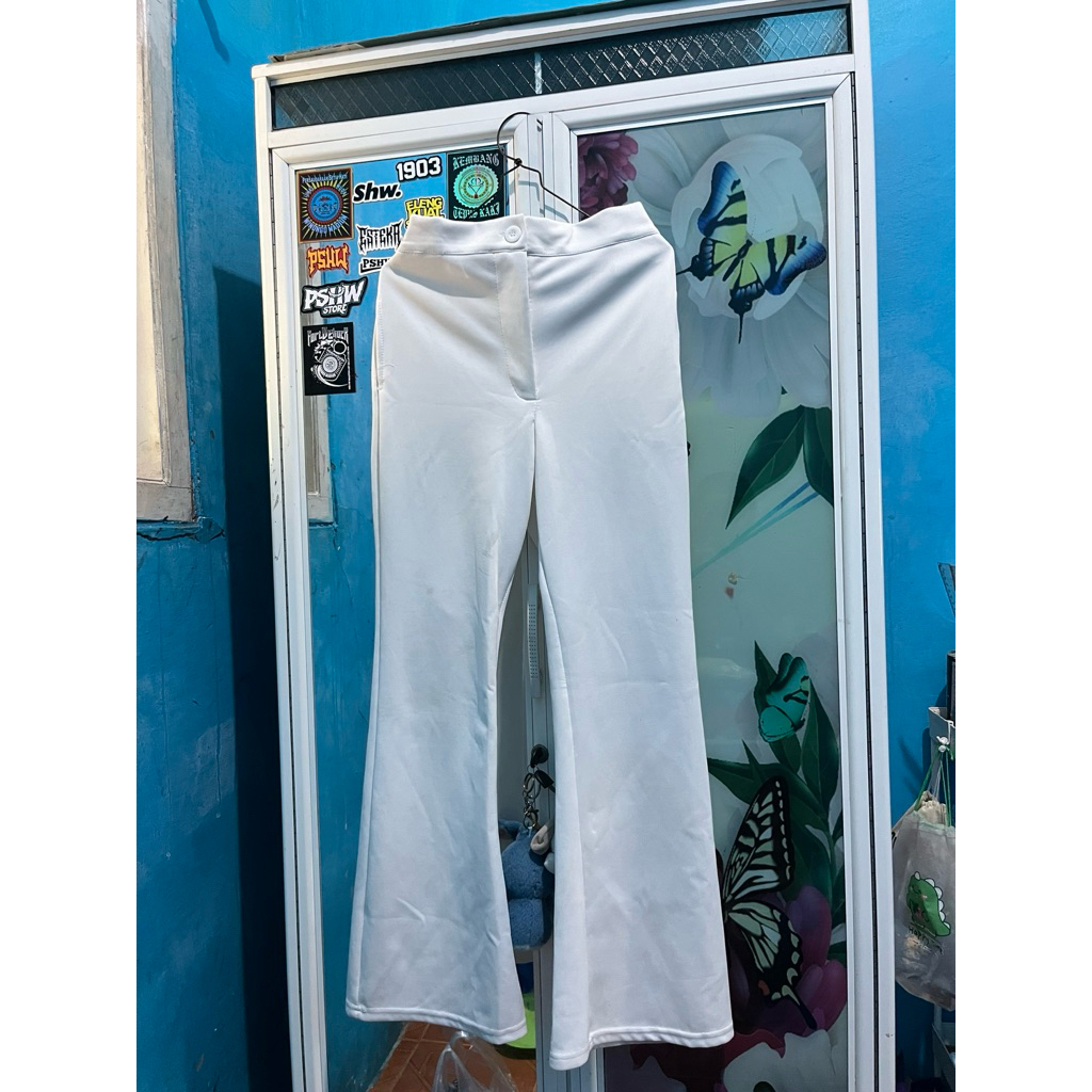 celana cutbray putih