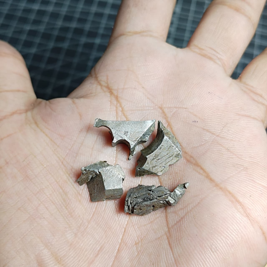 Natural Aletai Iron Meteorite Paket (16) Asli Meteorite