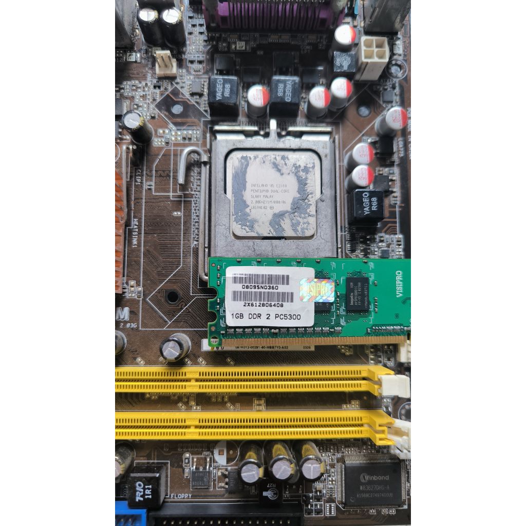Intel i5 PROCIE i5 3330 LGA 1155