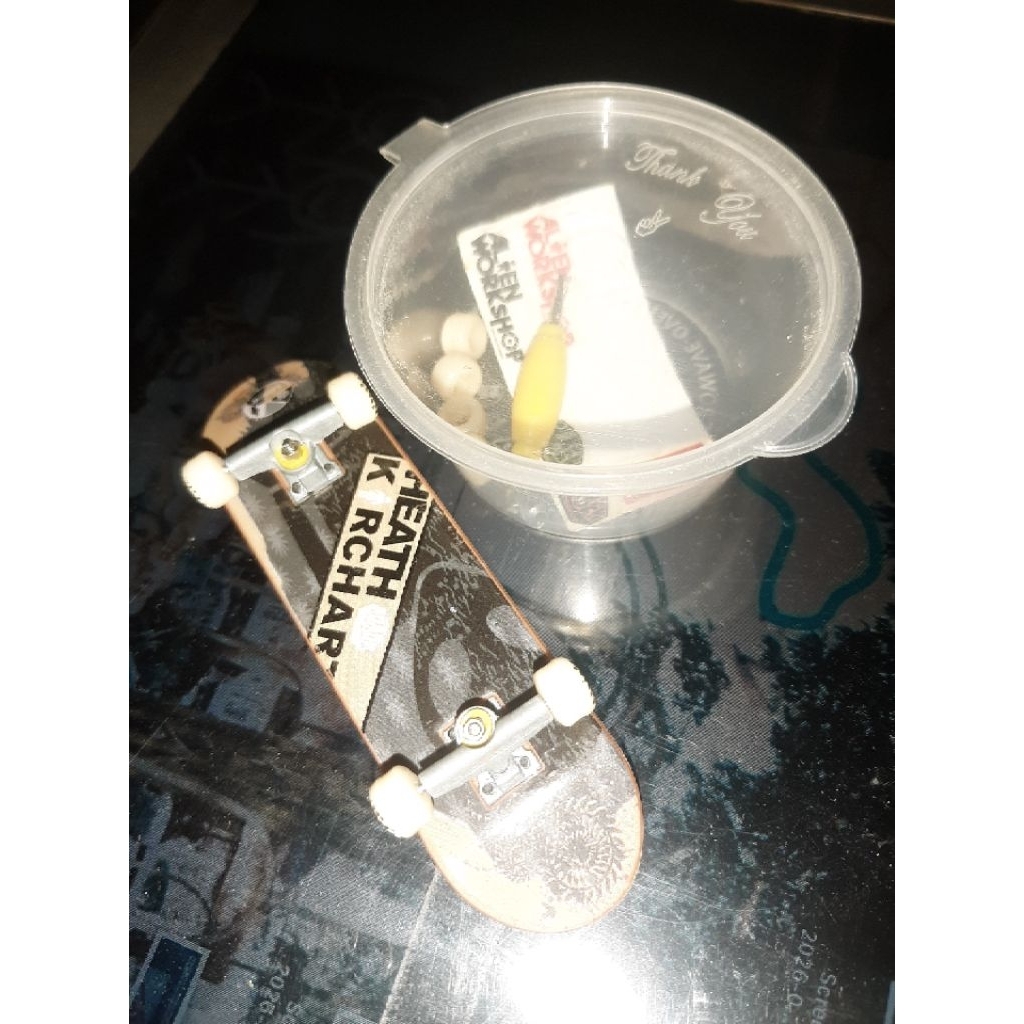Pesanan Tech Deck Old Alien