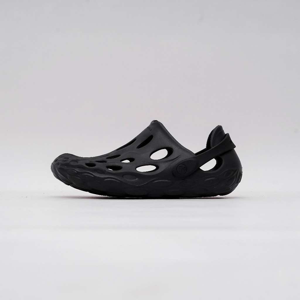 MERRELL HYDRO MOC ALL  BLACK