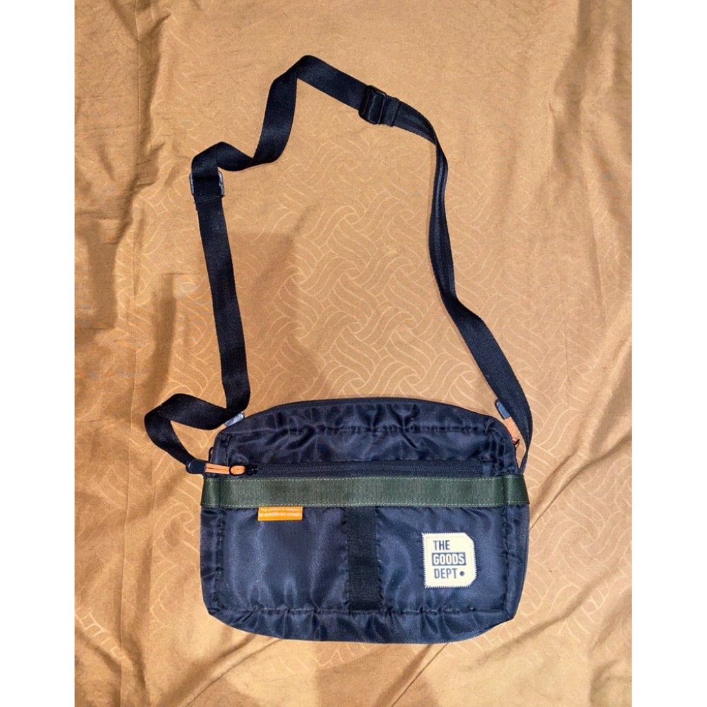 Sling Bag Goods Dept