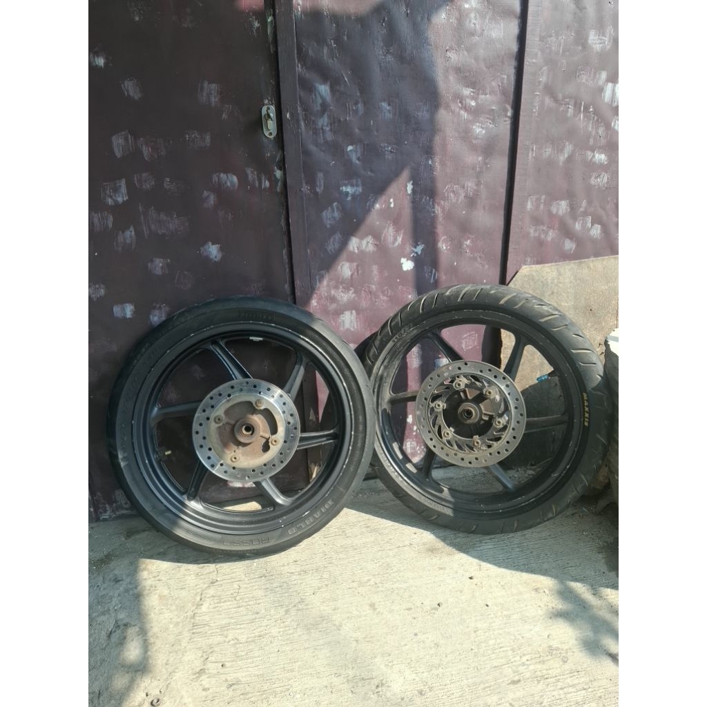 velg cb150 r 2014