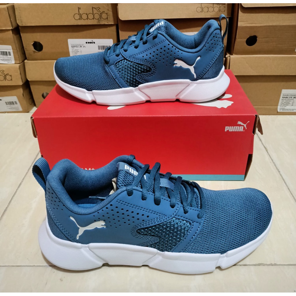 [Q] Sepatu Interflex Modern “Blue”