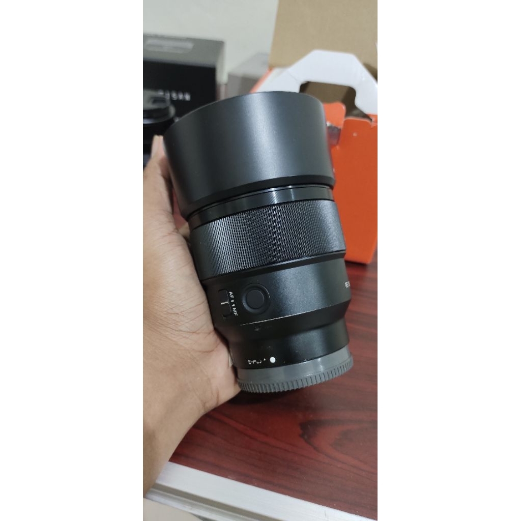 Sony 85mm