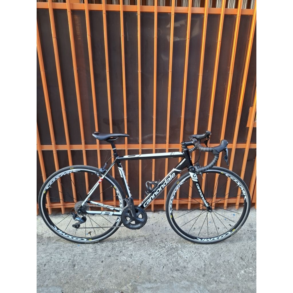 ROAD BIKE CANNONDALE CAAD 8 ULTEGRA