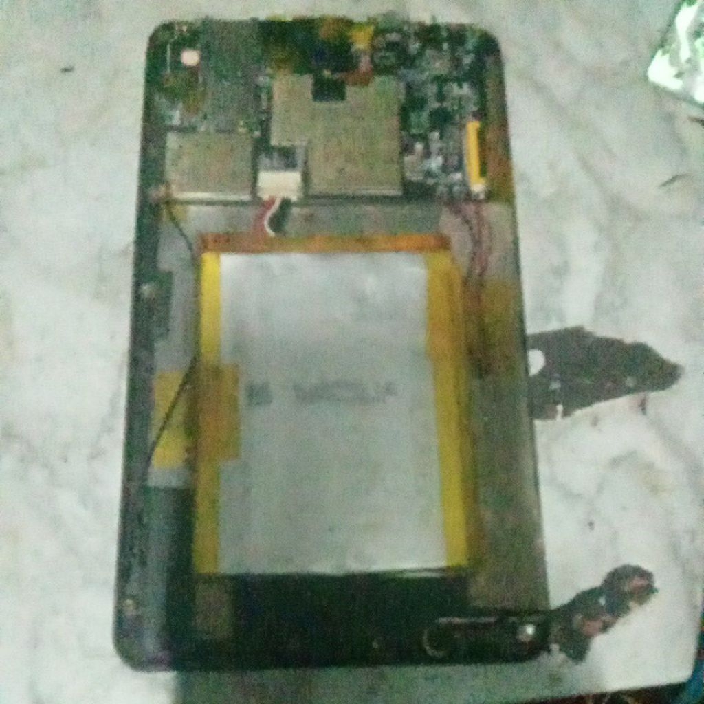tab Evercross bravo U70 C 3/32 ada dusnya Rp 50.000