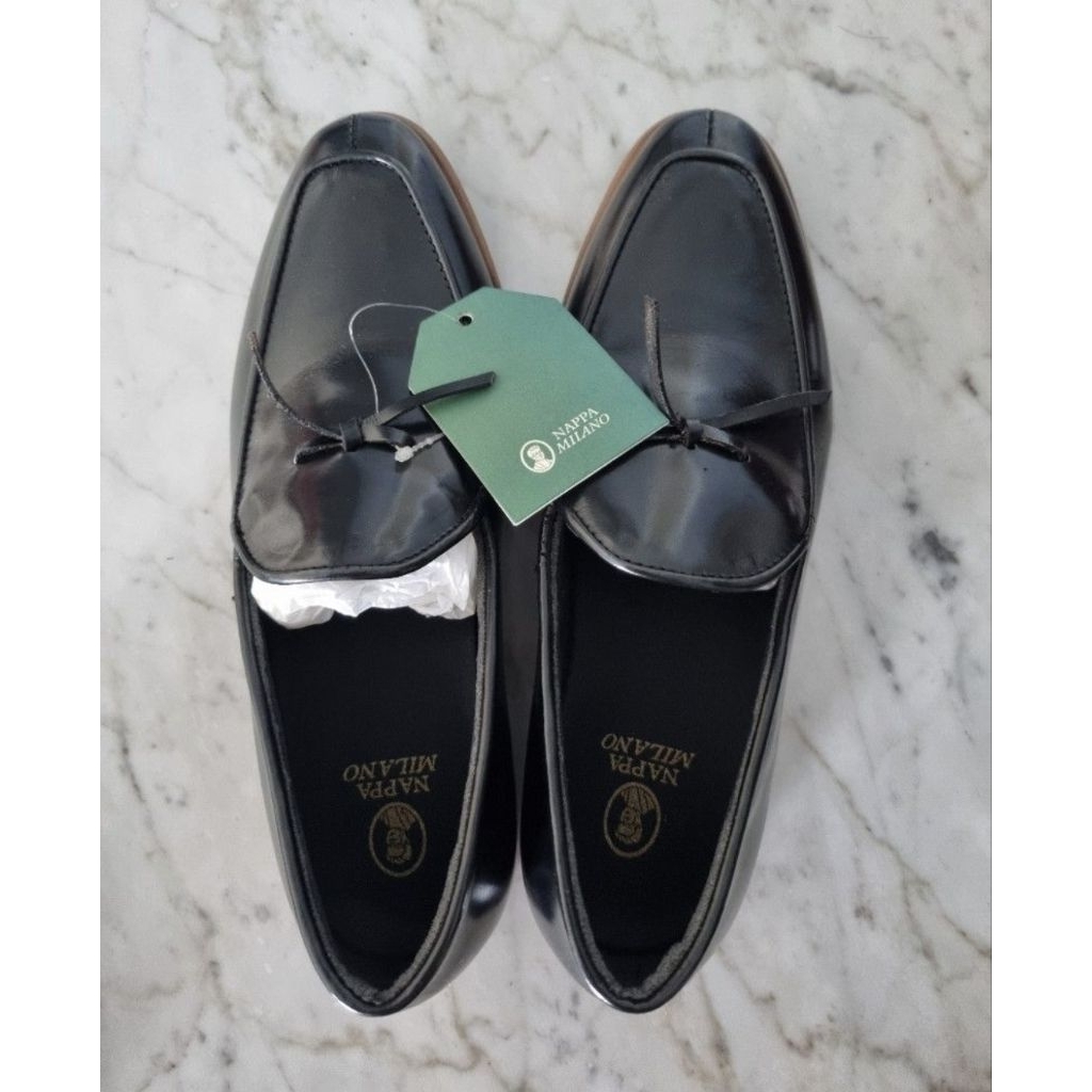 NEW - Nappa Milano Salva Loafers size 36
