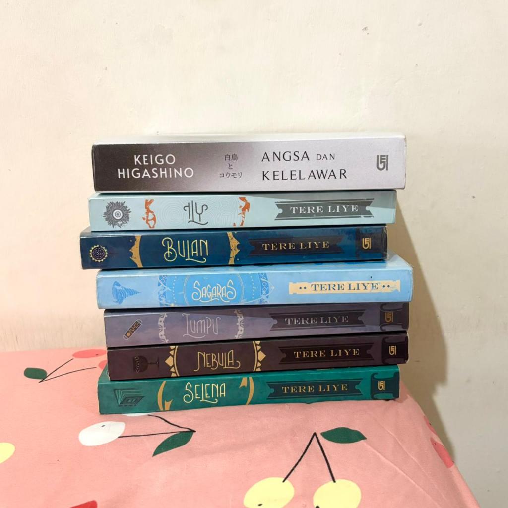 Preloved Novel Bumi Series & Keigo