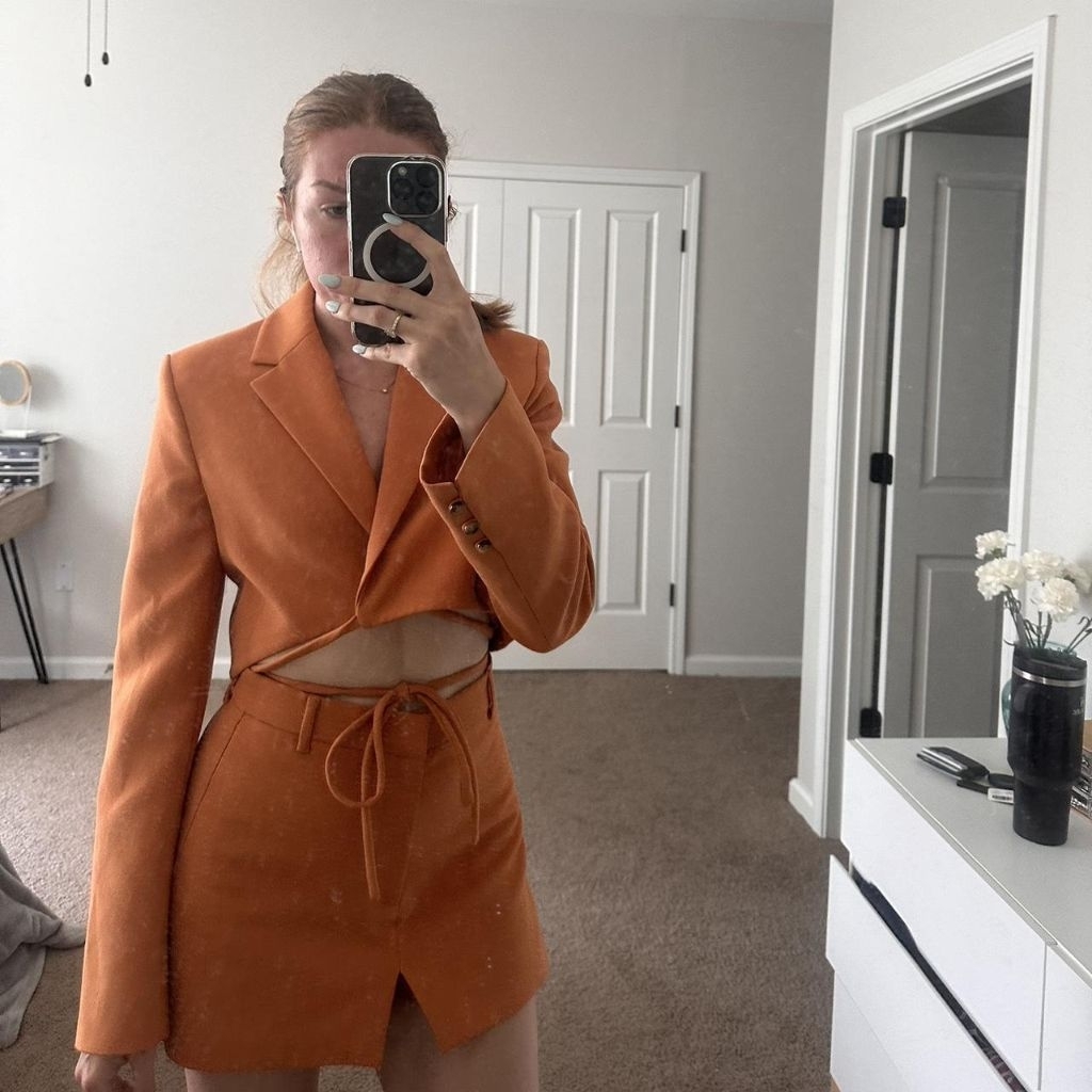 ZARA CROP BLAZER