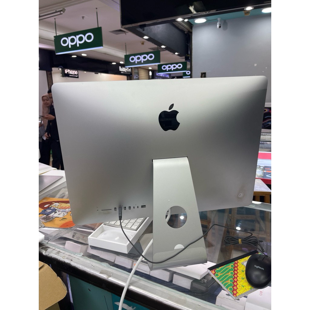 IMAC 2017 21.5" ram 8/256GB intel core i5 2.3ghz bekas second resmi ibox murah