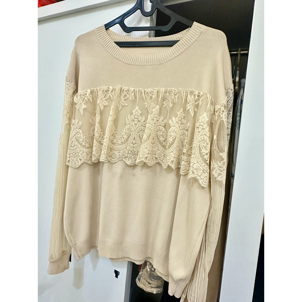 Preloved atasan renda