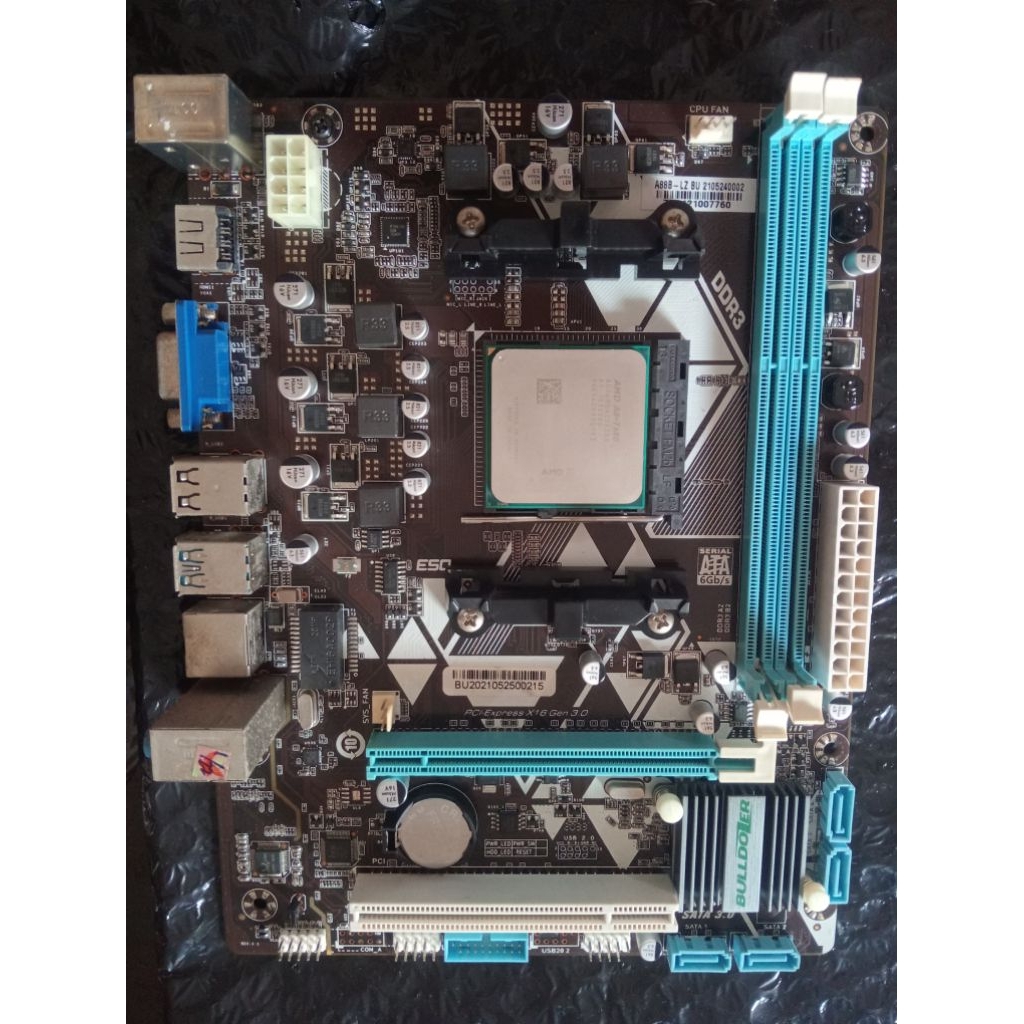 Paketan Mobo buldozzer Varro H81-FM2+ Proci AMD A8-7680 RAM 4GB
