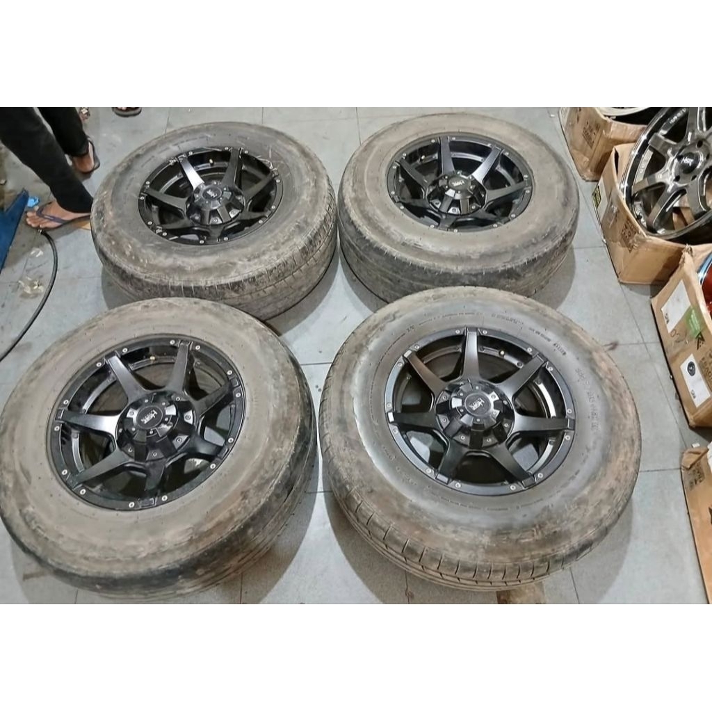 velg mobil bekas hsr jonggat r16 lebar 8,5 lubang pcd 6x139,7 et15 (velg saja)