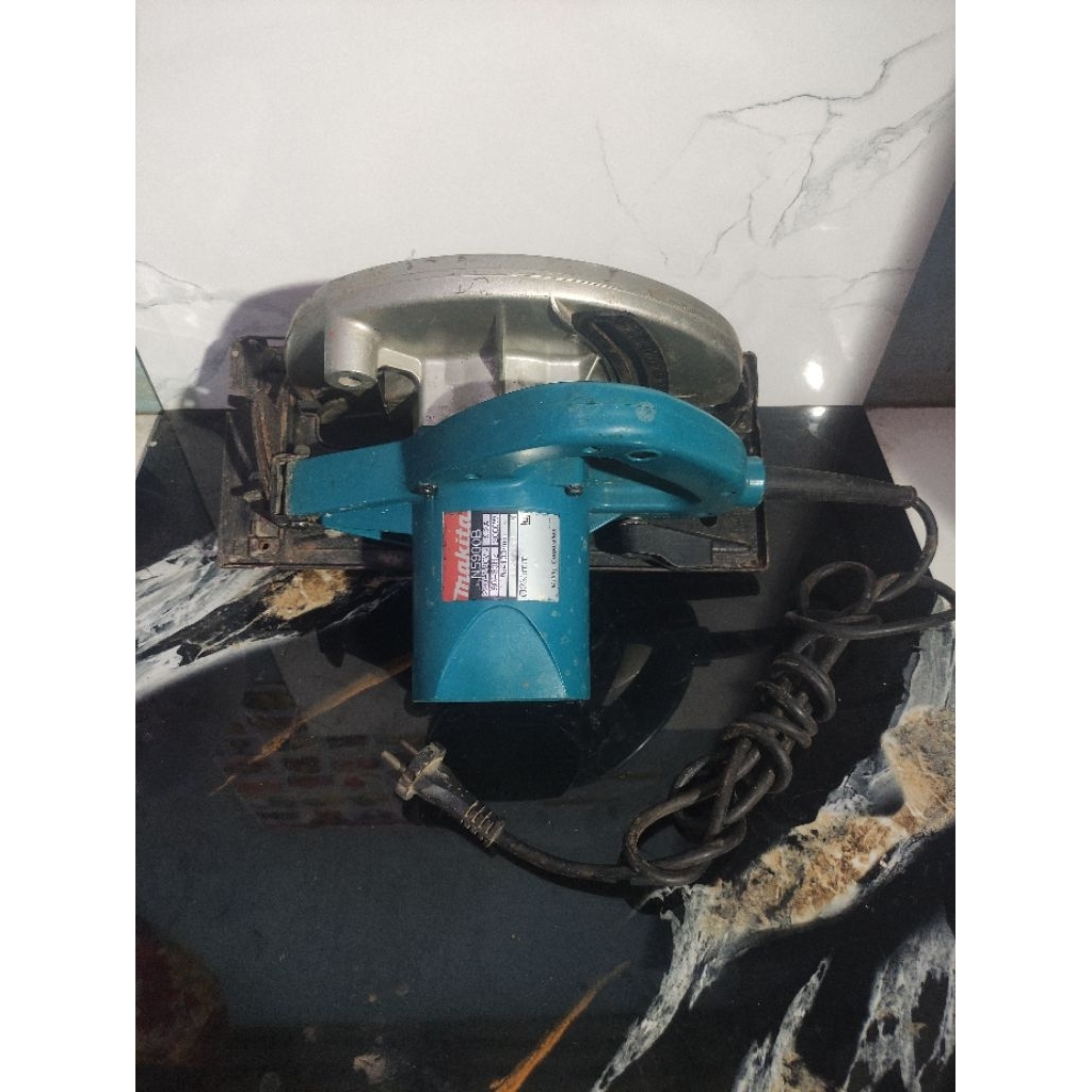 MAKITA N5900B Circular Saw 9 inch Gergaji Listrik Serkel Potong Kayu Second Ori