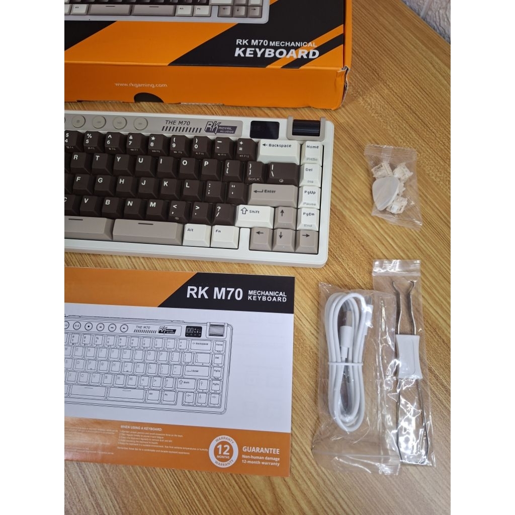 Royal Kludge RK M70