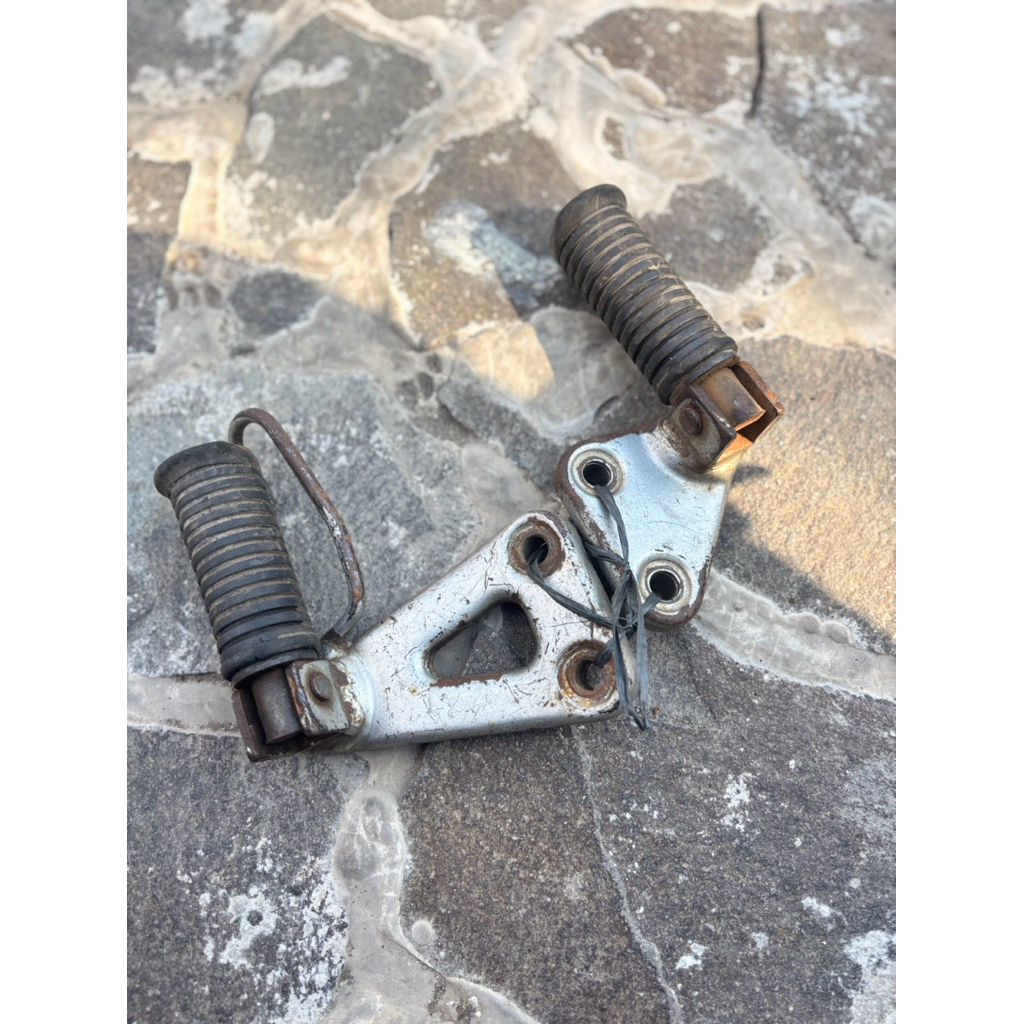 postep footstep belakang kawasaki klx150 original copotan