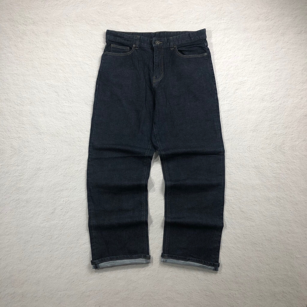 Basic spao indigo denim.