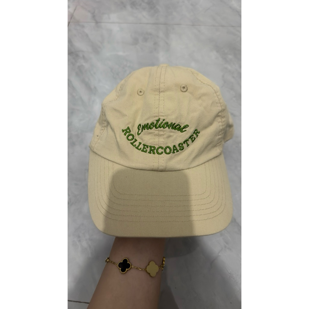 Topi Miniso