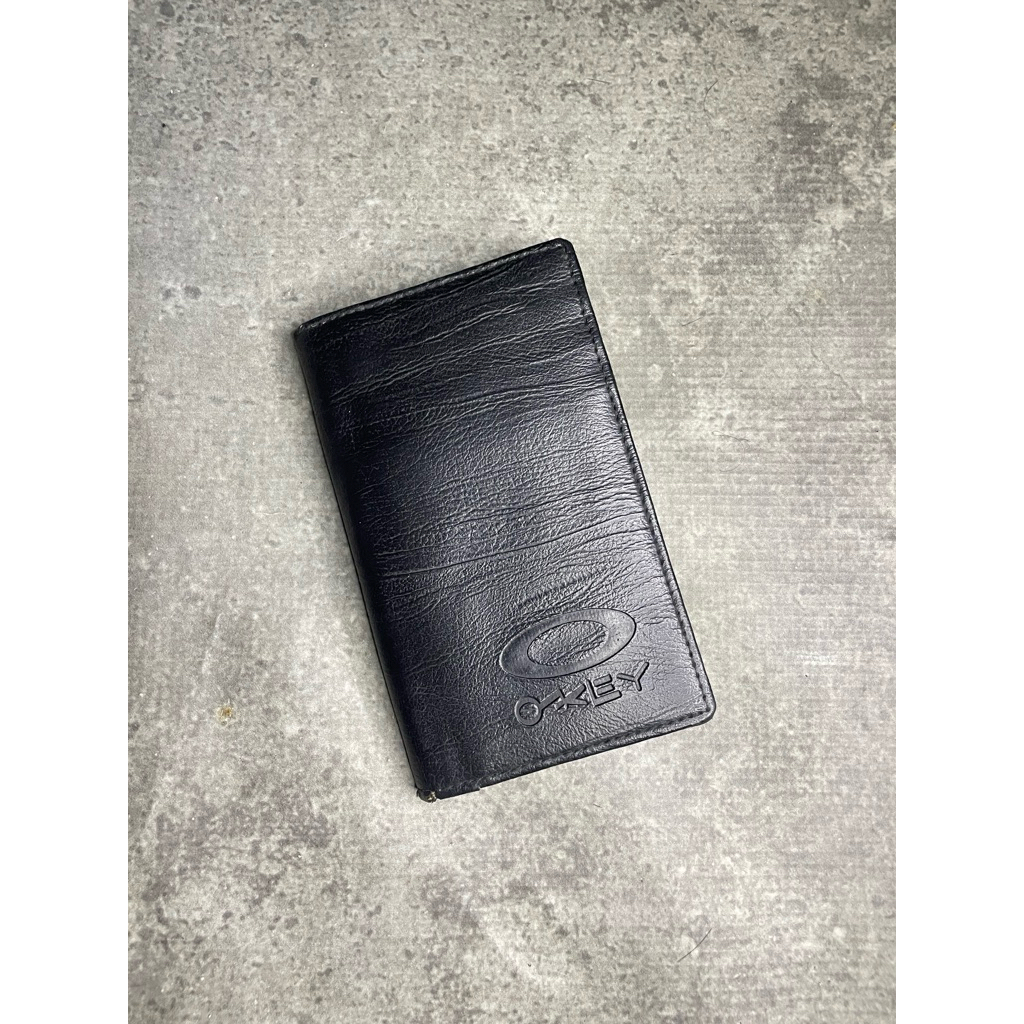 Dompet Oakley