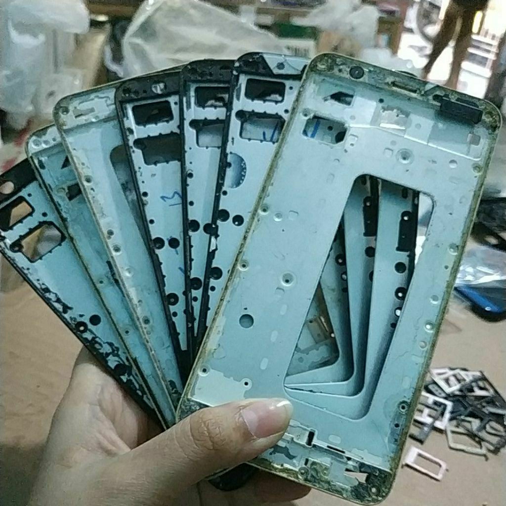 Frame only bekas Samsung J7 prime