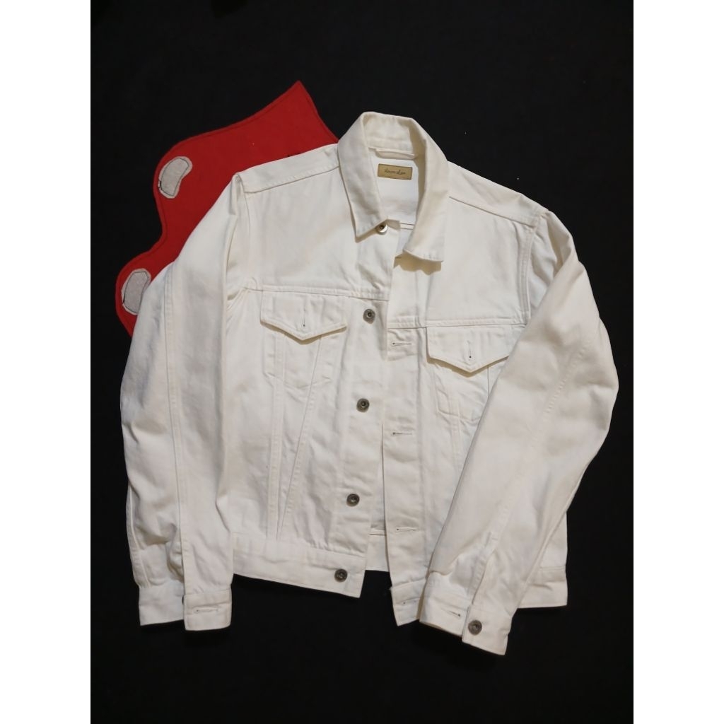 Broken White Jacket Jeans